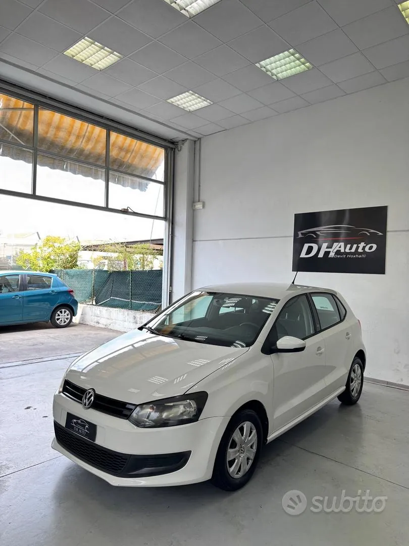 Volkswagen Polo 2013 photo 2