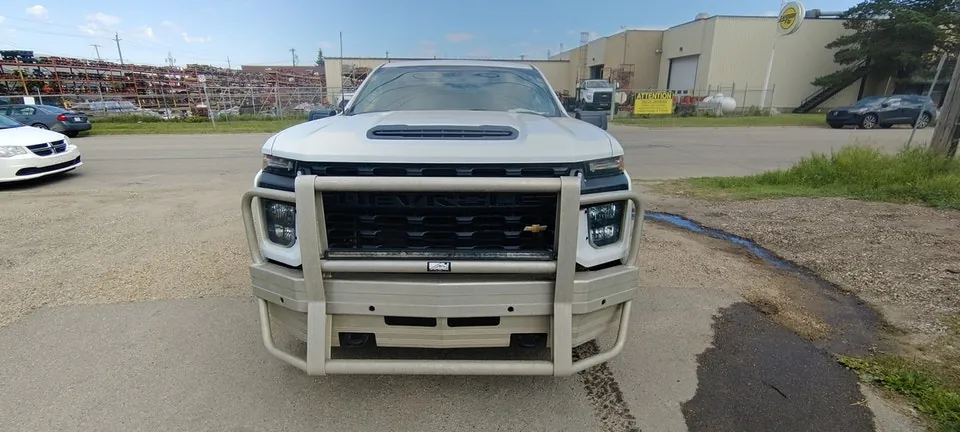 Chevrolet Silverado 2500 2021 photo 2