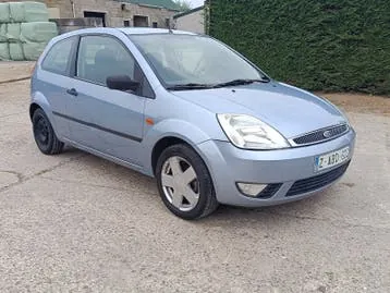 Ford Fiesta 2005 photo 2