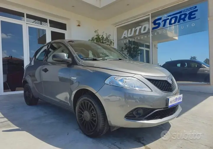 Lancia Ypsilon 2021 photo 3