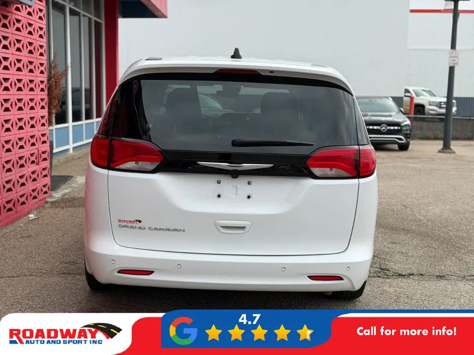 Chrysler Grand Caravan 2024 photo 5
