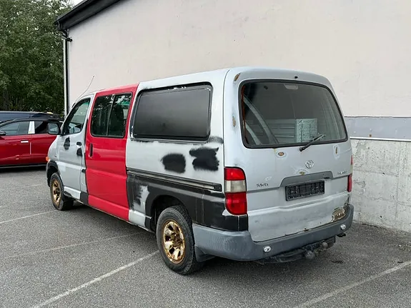 Toyota Hiace 2005 photo 3