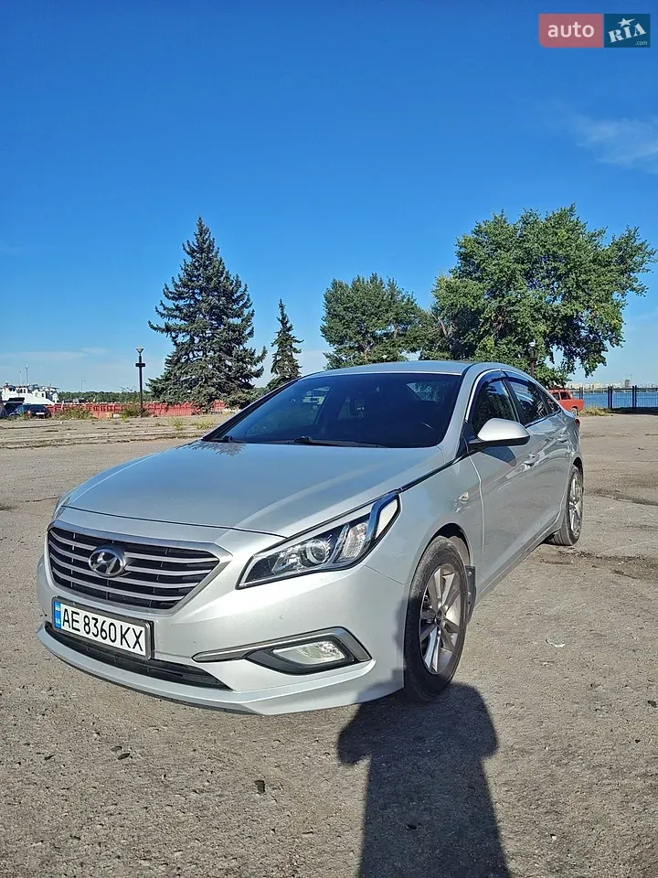 Hyundai Sonata 2014 photo 2