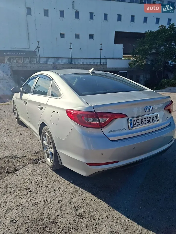 Hyundai Sonata 2014 photo 4
