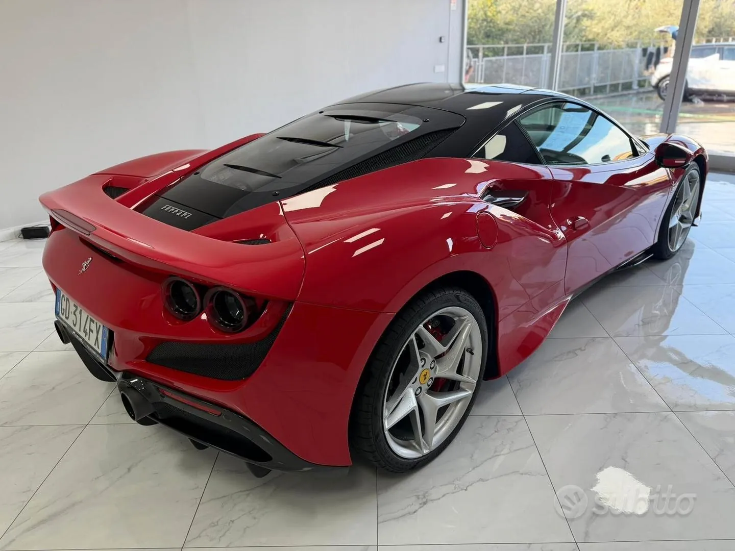 Ferrari F8 2020 photo 4