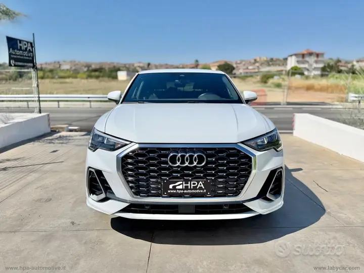 Audi Q3 2020 photo 2
