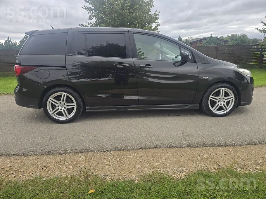 Mazda Mazda5 2011 photo 5