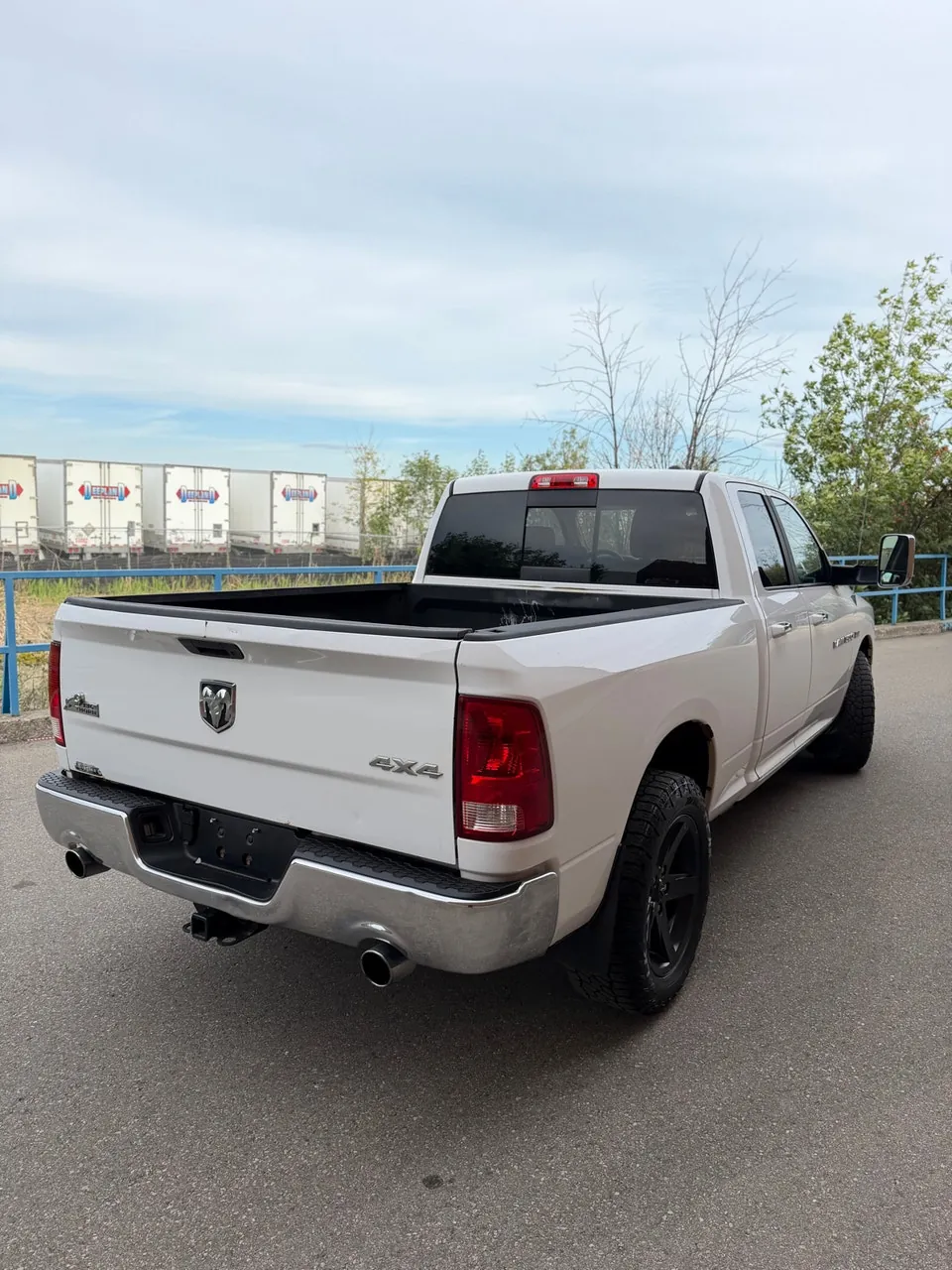Dodge Ram 1500 2011 photo 5