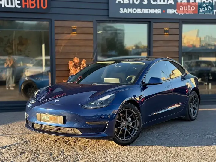 Tesla Model 3