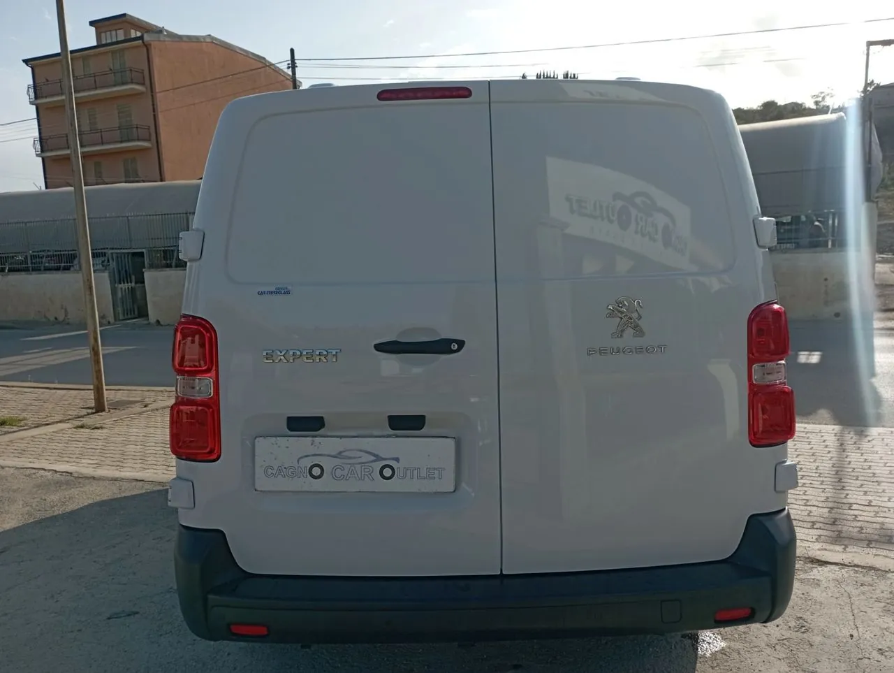 Peugeot Expert 2023 photo 2