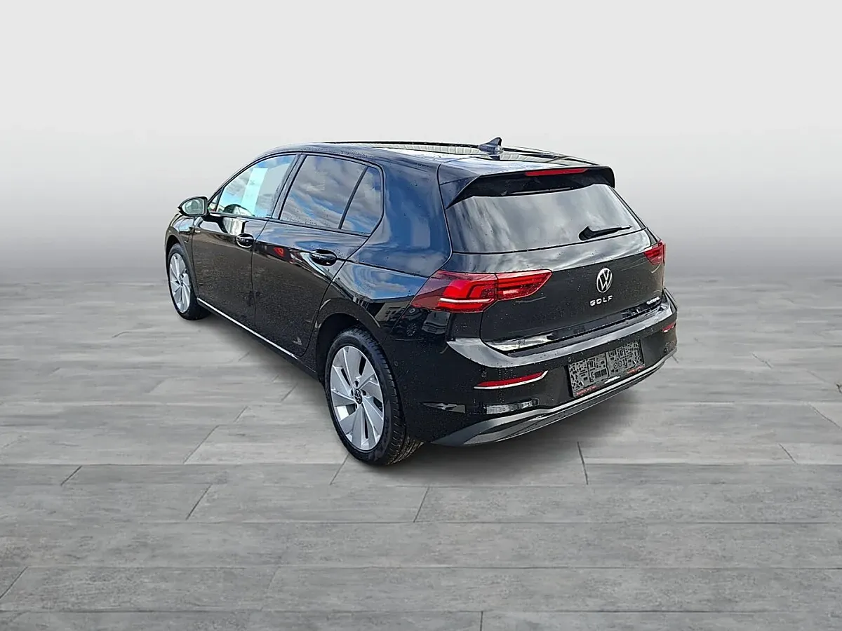 Volkswagen Golf 2026 photo 3