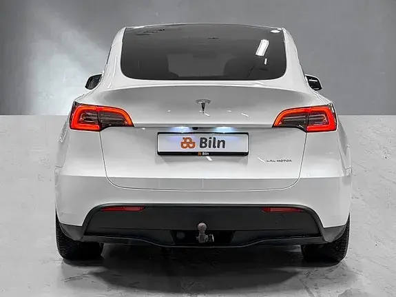 Tesla Model Y 2024 photo 5