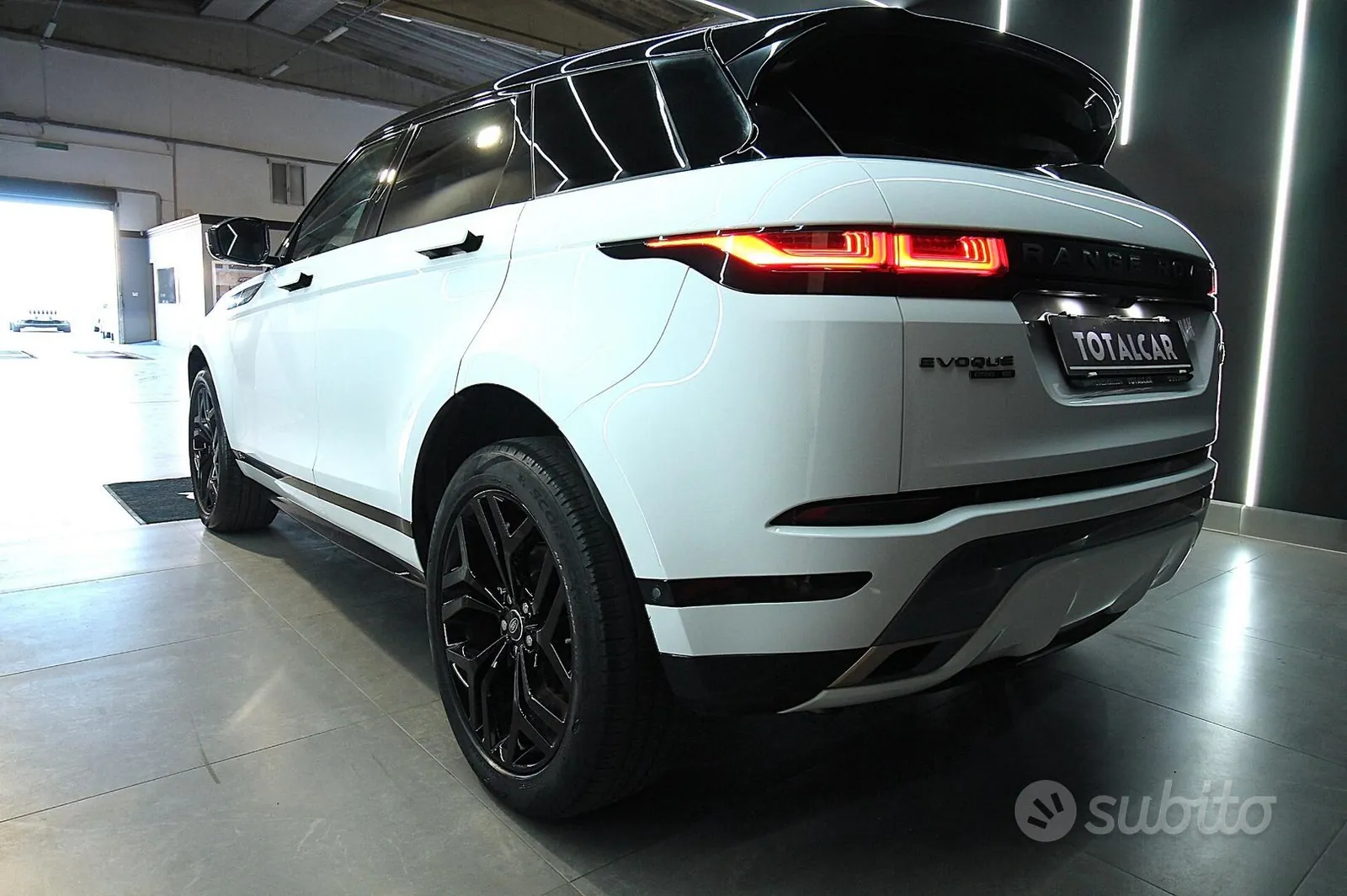 Land Rover Evoque 2020 photo 4