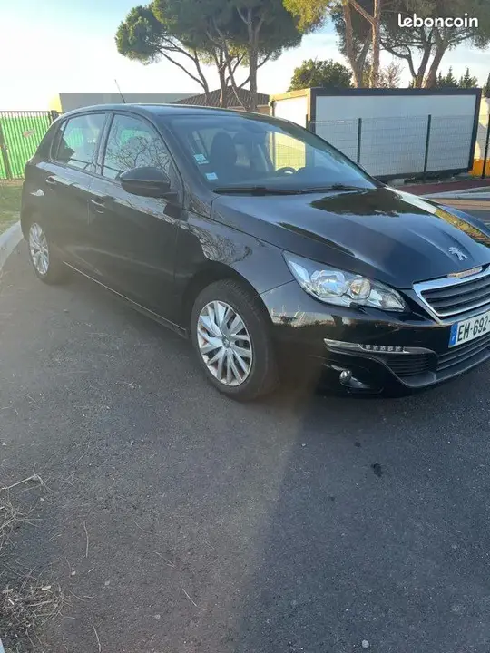 Peugeot 308 2017 photo 2