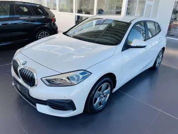 BMW 1 Series 2022 photo 2