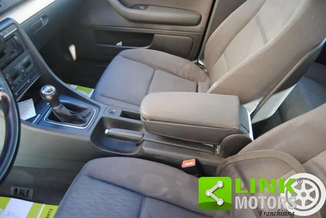 Audi A4 2006 photo 4