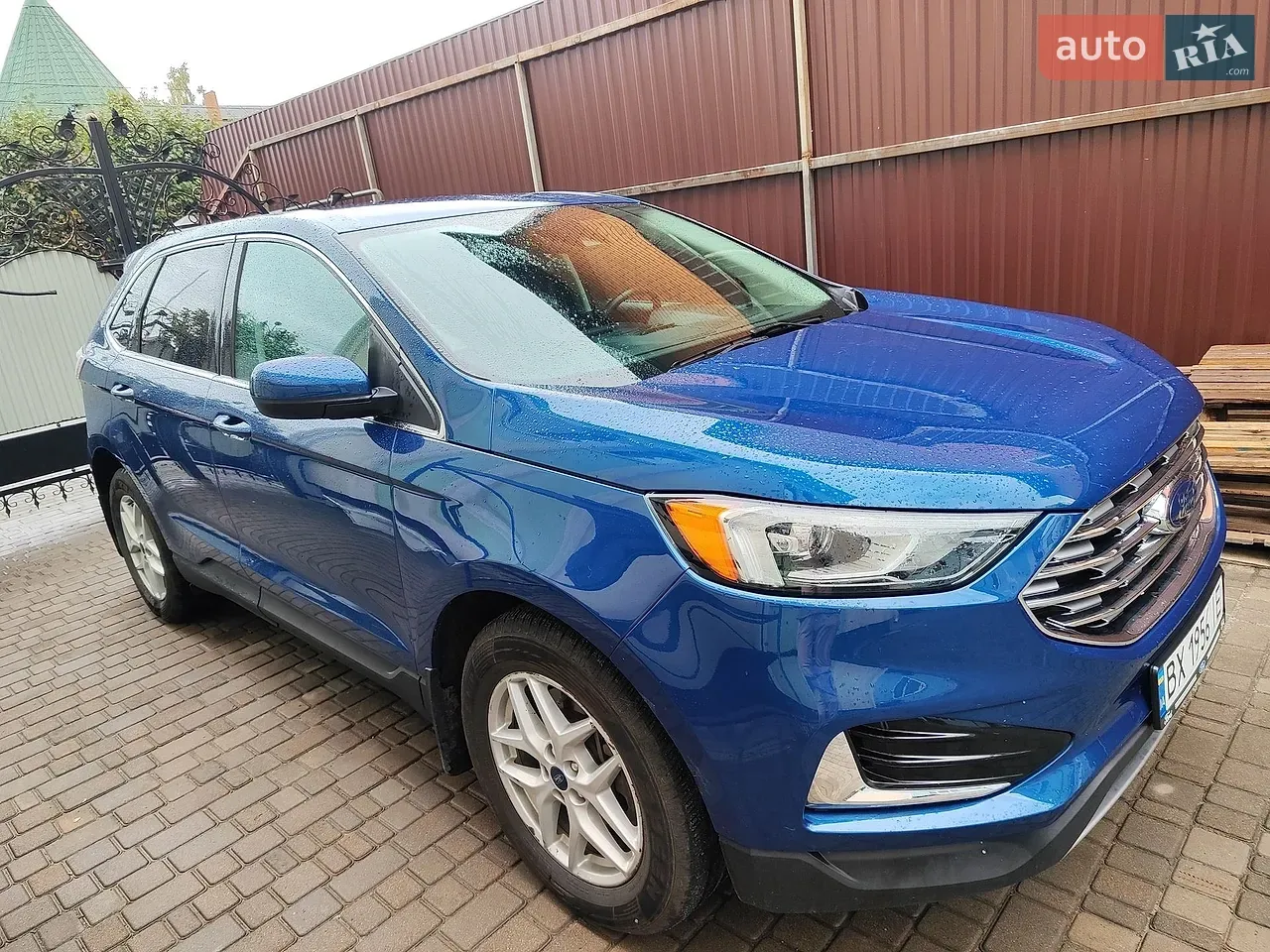 Ford Edge 2022 photo 2
