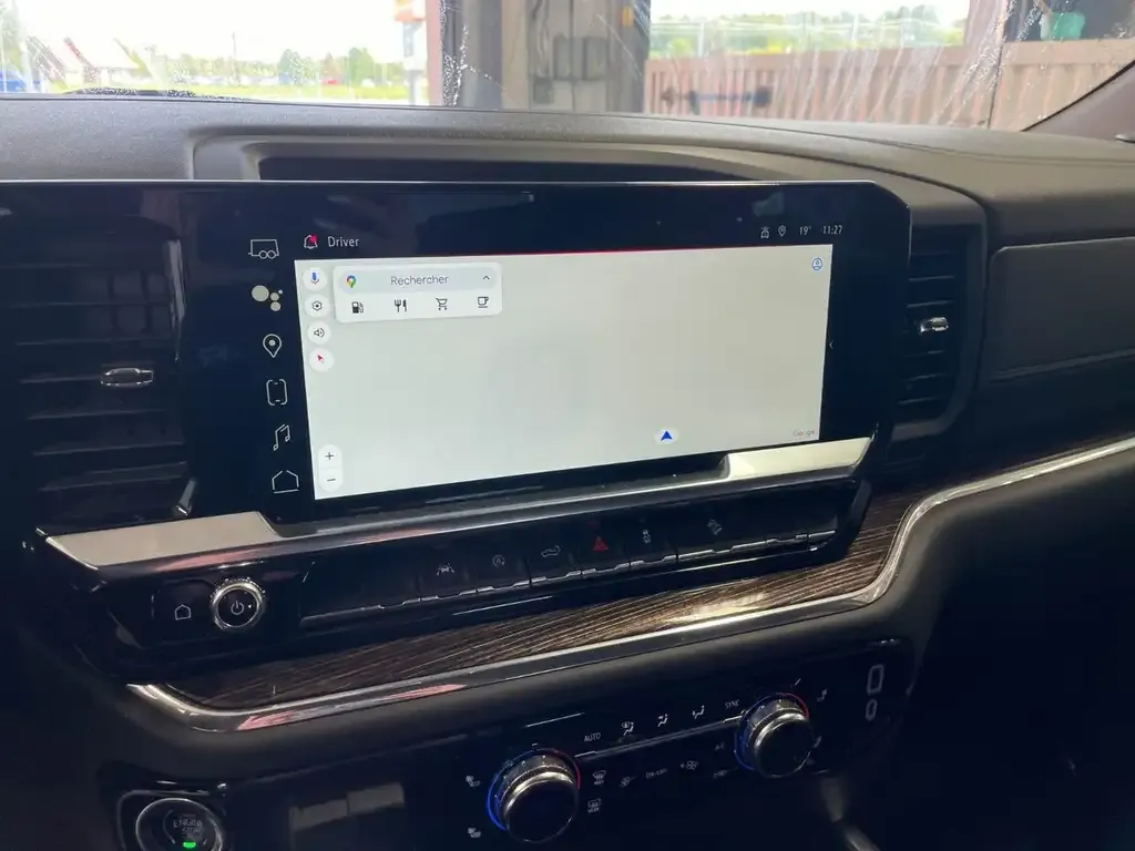 GMC Sierra 1500 2024 photo 3