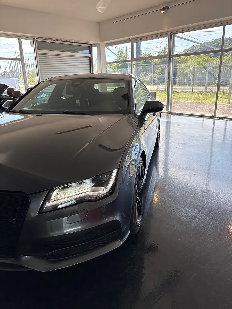 Audi A7 2013 photo 2