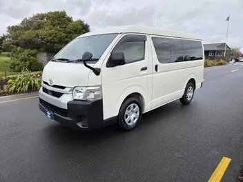 Toyota Hiace 2021 photo 4