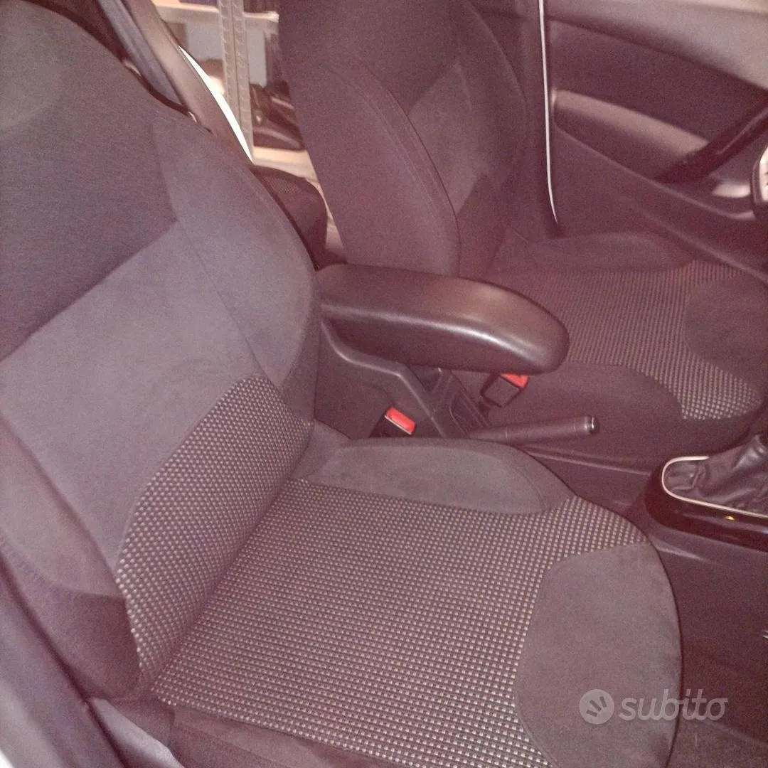 Citroen C3 2013 photo 4