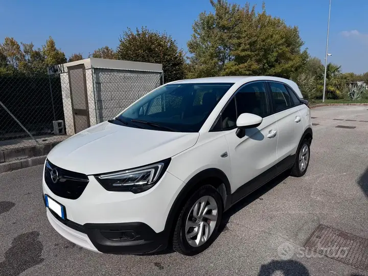 Opel Crossland X 2019 photo 2
