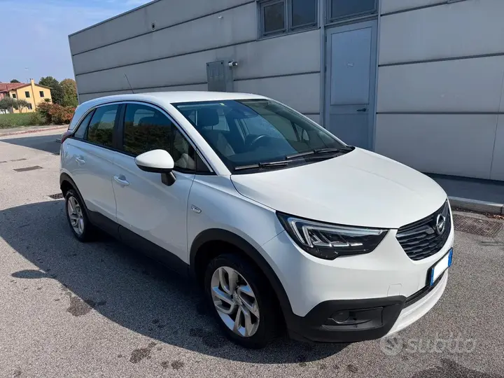 Opel Crossland X