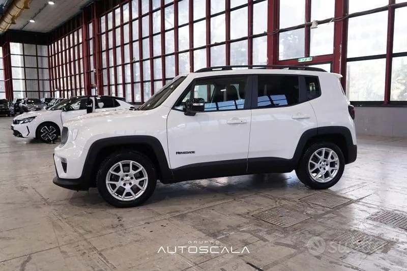 Jeep Renegade 2024 photo 3
