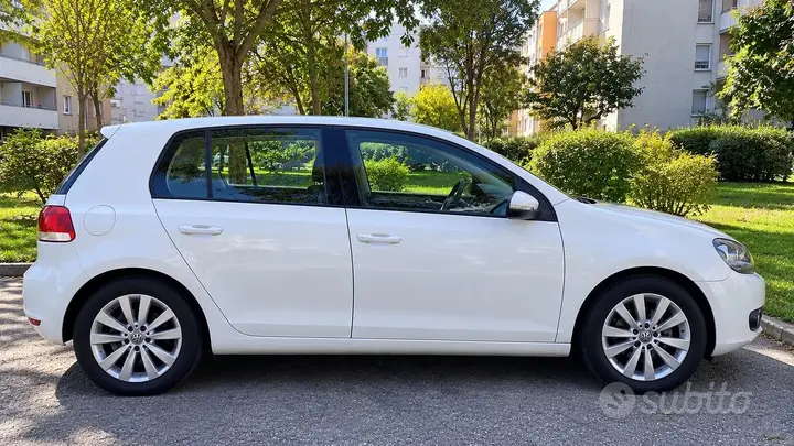 Volkswagen Golf 2009 photo 3