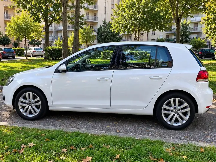 Volkswagen Golf 2009 photo 4
