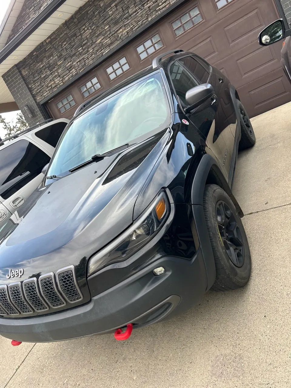 Jeep Cherokee 2019 photo 2