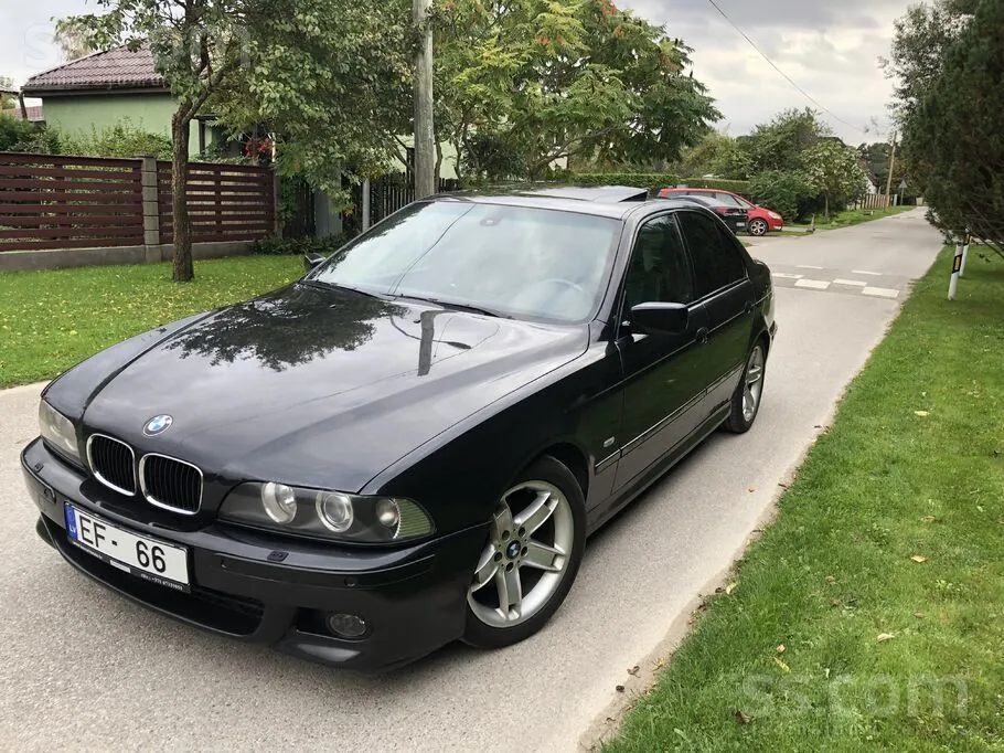 BMW E39 2000 photo 4