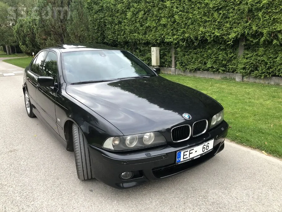 BMW E39 2000 photo 5