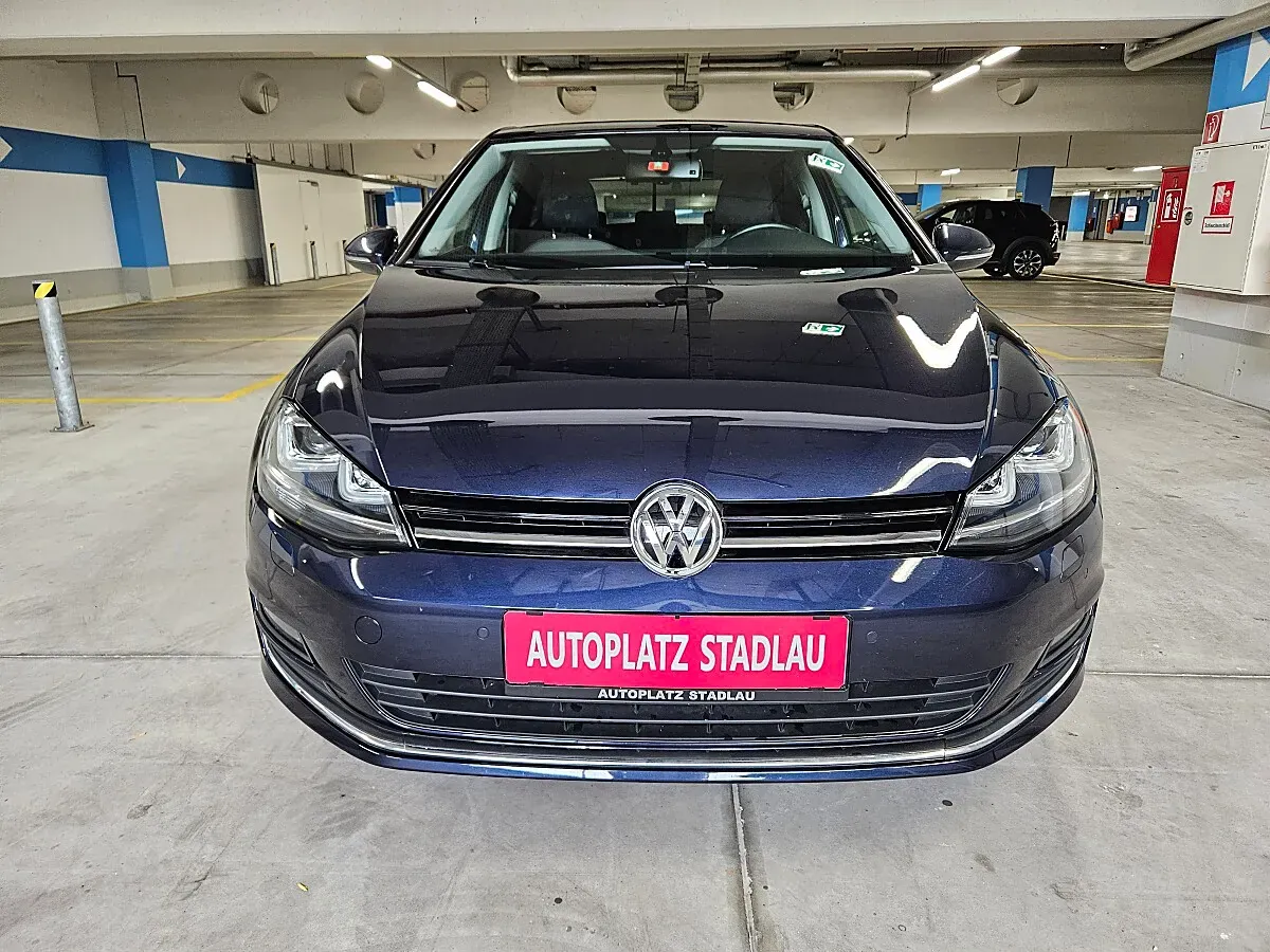 Volkswagen Golf 2012 photo 3