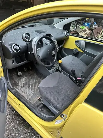 Peugeot 107 2006 photo 5