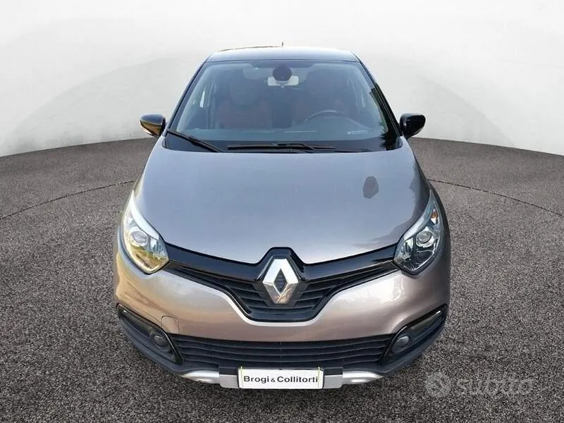 Renault Captur 2016 photo 2