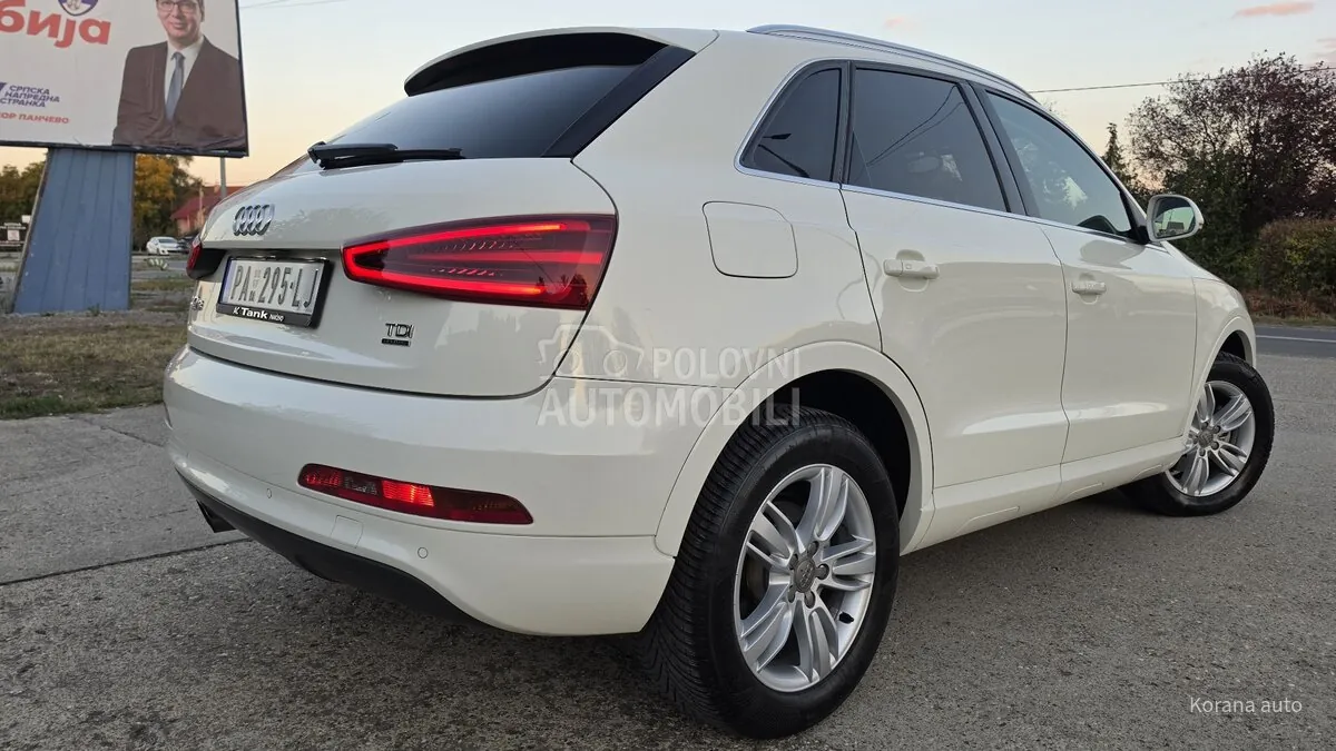 Audi Q3 2012 photo 4