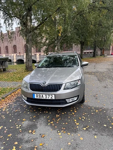 Skoda Octavia 2014 photo 2