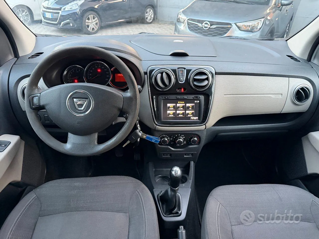 Dacia Lodgy 2013 photo 5
