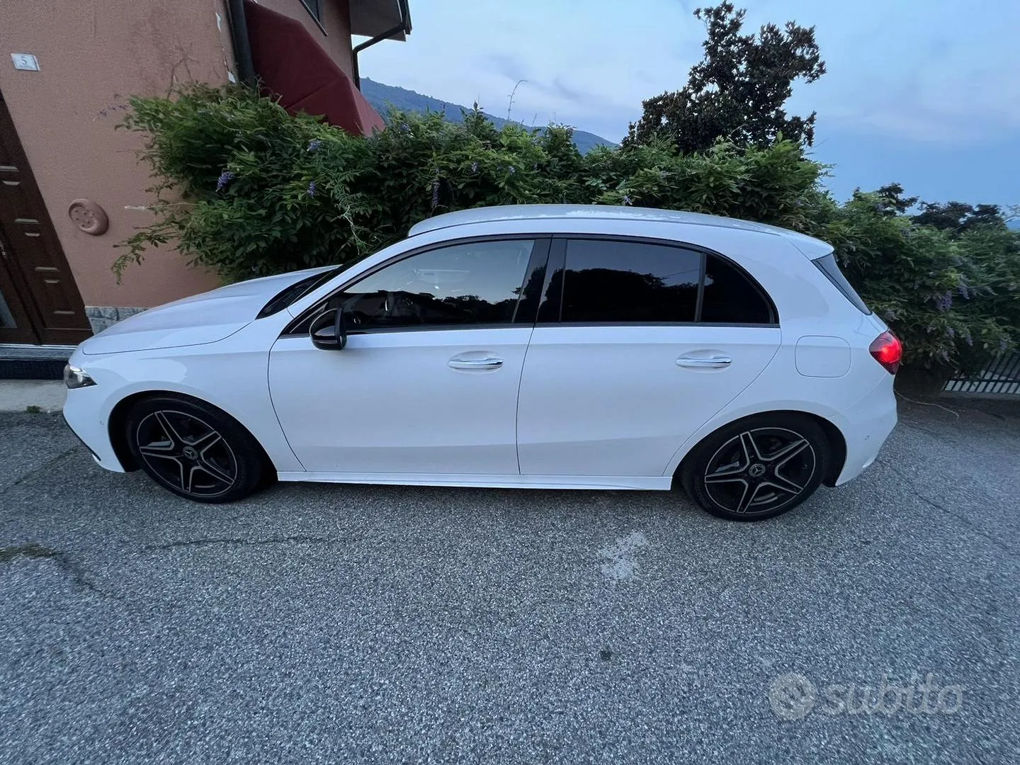 Mercedes-Benz A-Class 2023 photo 3
