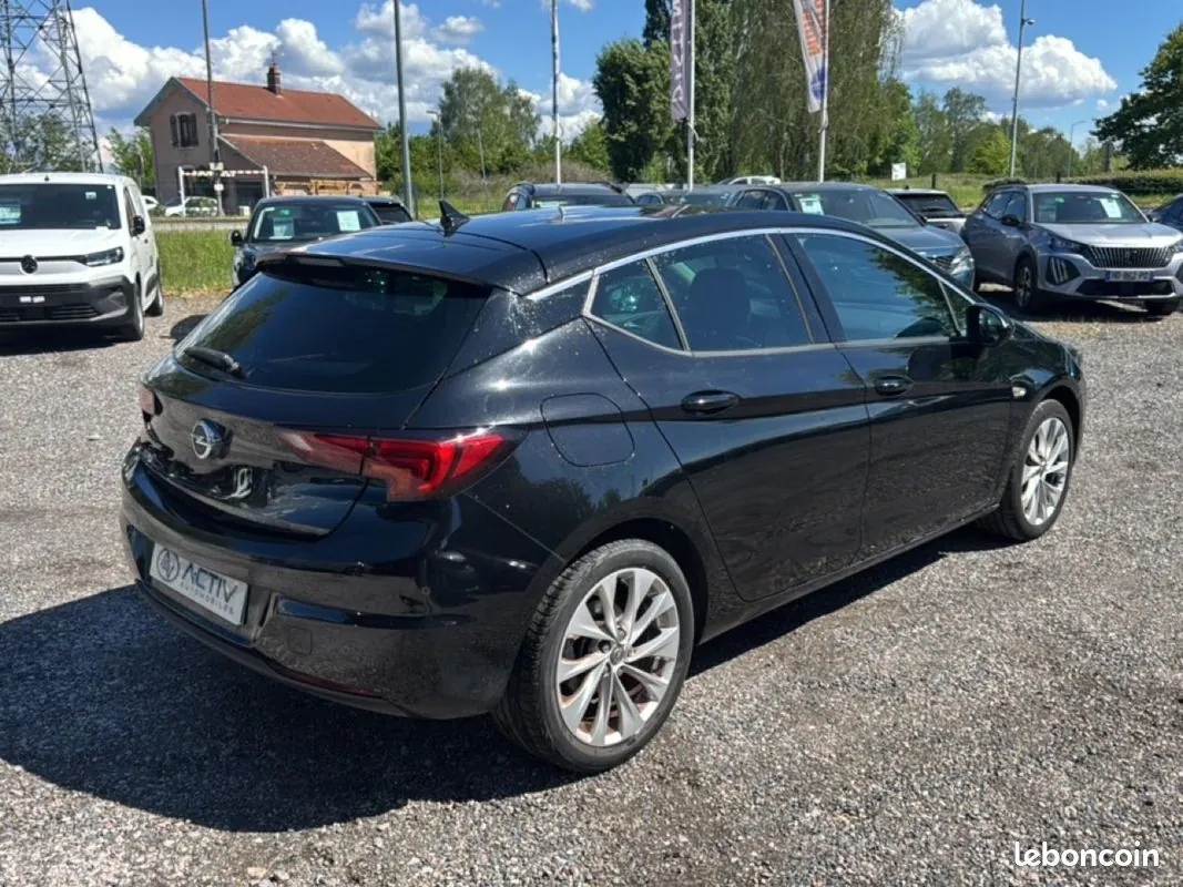 Opel Astra 2019 photo 5