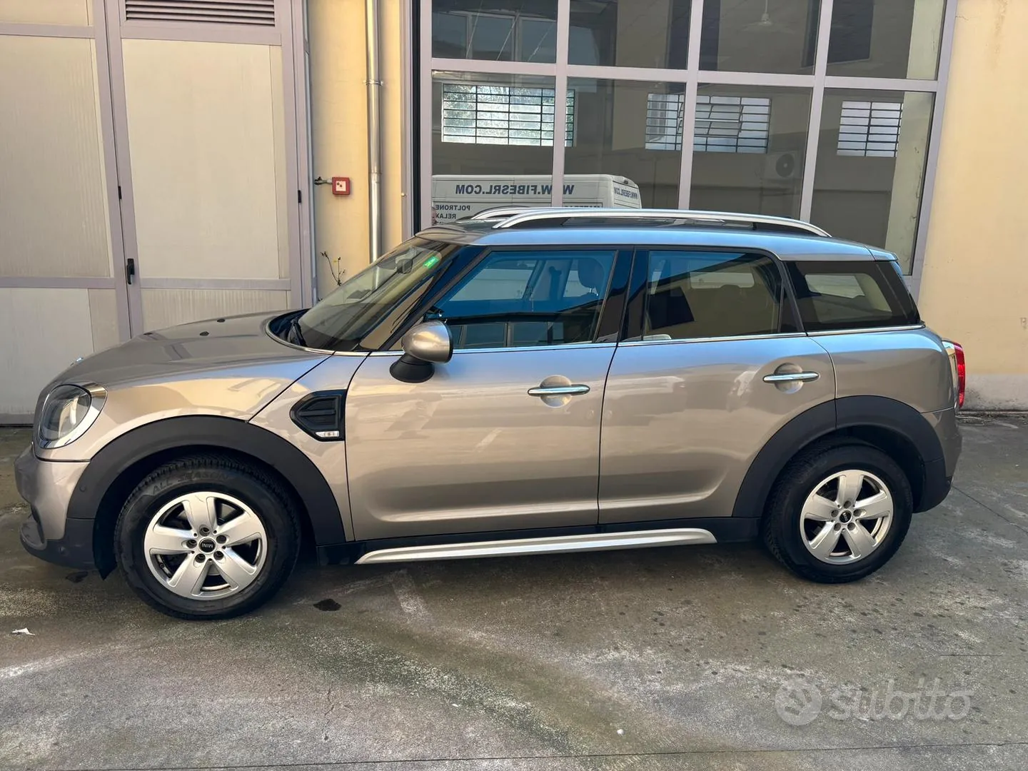 Mini Mini Countryman 2017 photo 2