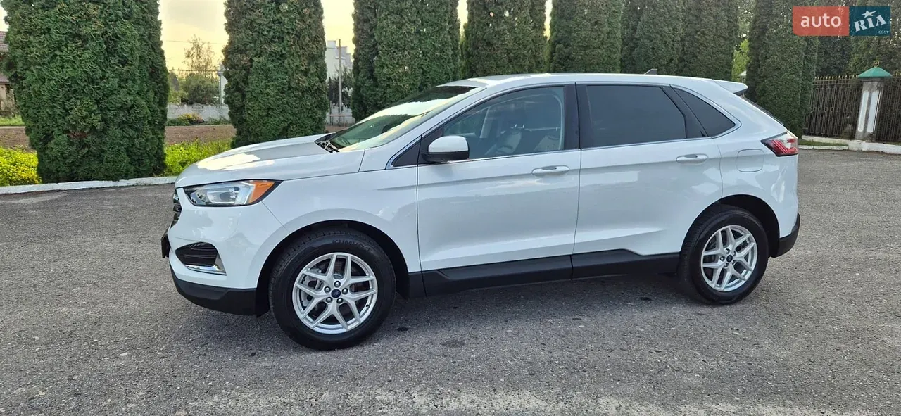 Ford Edge 2022 photo 3