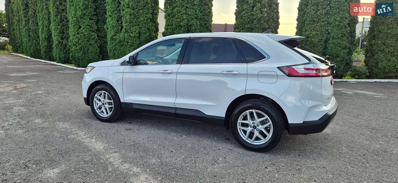Ford Edge 2022 photo 4