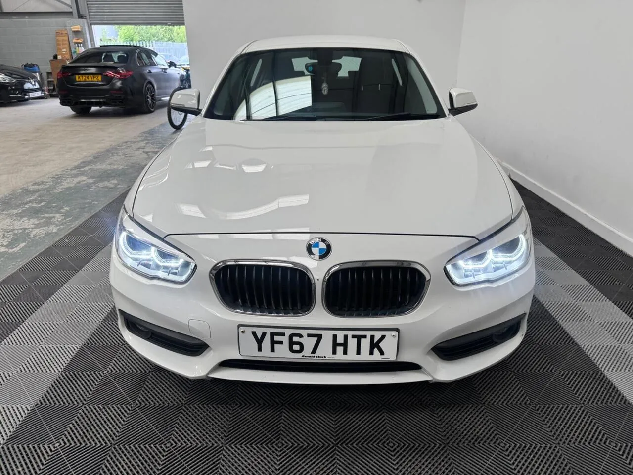 BMW 1 Series 2017 photo 2