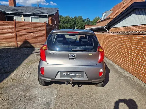 Kia Picanto 2011 photo 4