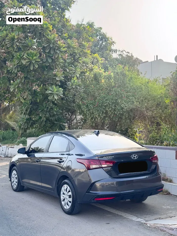 Hyundai Accent 2023 photo 2