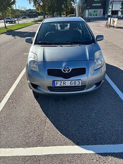 Toyota Yaris 2007 photo 3