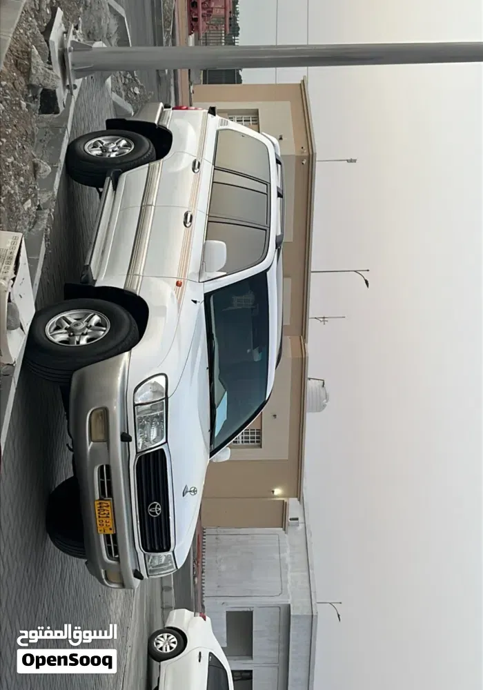 Toyota Land Cruiser 2000 photo 5