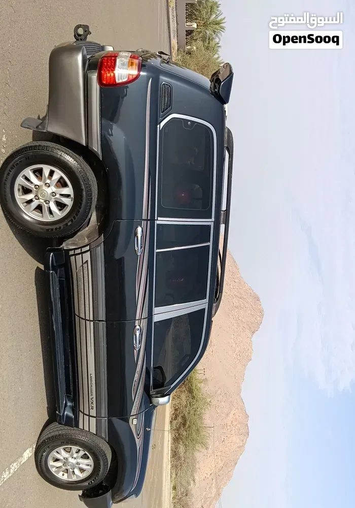 Toyota Land Cruiser 2000 photo 3
